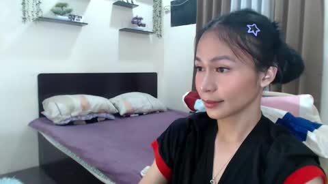 Snapshot of xlovely_destinyx chatting on May 2026 07:11:01 PM Alice online show from May 2026 07:11:01 PM
