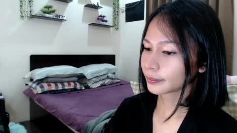 Snapshot of xlovely_destinyx chatting on July 2026 02:13:01 PM Alice online show from July 2026 02:13:01 PM