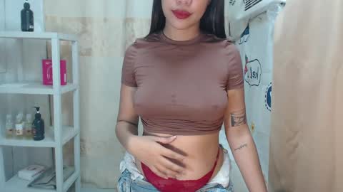 Snapshot of xmaxie_ chatting on April 2026 06:38:01 AM Maxie online show from April 2026 06:38:01 AM