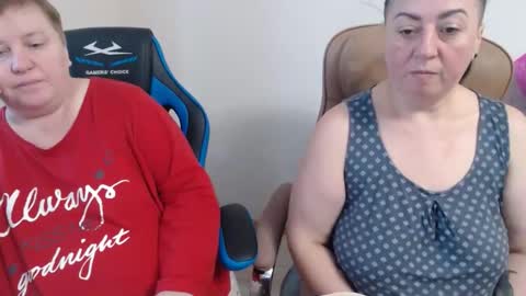 Snapshot of xmollyjanex chatting on November 2025 10:36:02 AM XMollyJaneX online show from November 2025 10:36:02 AM