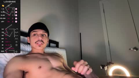 Snapshot of xmomentumx chatting on February 2026 05:51:02 PM xmomentumx online show from February 2026 05:51:02 PM