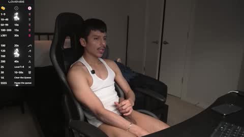 Snapshot of xmomentumx chatting on February 2026 04:03:02 PM xmomentumx online show from February 2026 04:03:02 PM