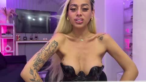 Snapshot of xmonstrouscockivy chatting on November 2025 01:04:02 PM TAMARA MY LOVE online show from November 2025 01:04:02 PM