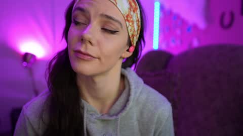 Bella Bondai online show from January 2025 07:41:01 AM