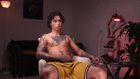 Snapshot of xomega_02 chatting on February 2025 10:58:01 PM online show from February 2025 10:58:01 PM