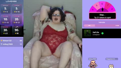 Snapshot of xonerdykitty chatting on December 2024 07:15:01 AM Nerdykitty online show from December 2024 07:15:01 AM