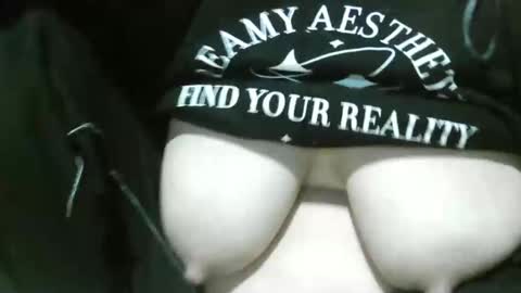 Snapshot of xonia25 chatting on March 2025 06:45:02 PM xonia25 online show from March 2025 06:45:02 PM