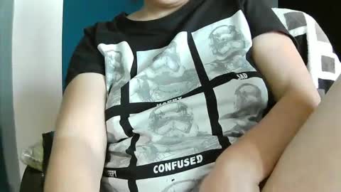 Snapshot of xonia25 chatting on March 2025 02:43:02 PM xonia25 online show from March 2025 02:43:02 PM