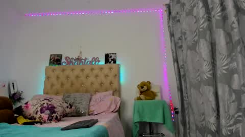 Snapshot of xshantall_hotx chatting on October 2025 03:42:01 PM Shantyonlyfansshantallsalcedo online show from October 2025 03:42:01 PM