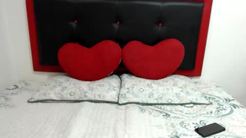 Snapshot of xshopyx chatting on December 2024 01:25:01 AM xshopyx online show from December 2024 01:25:01 AM