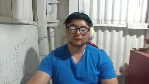 Snapshot of xstudiobog_90 chatting on September 2025 09:08:02 PM xstudiobog_90 online show from September 2025 09:08:02 PM