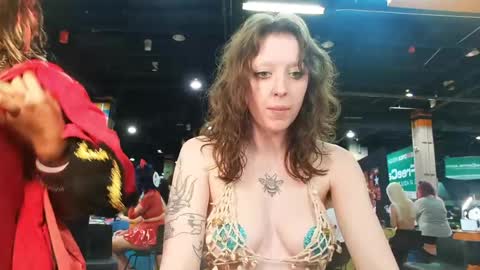 Sunny Daze online show from April 2026 06:02:01 PM