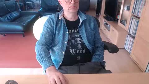 xtommix69 online show from April 2026 09:10:01 AM