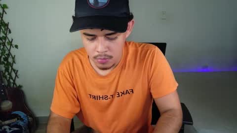 Snapshot of xtranherr chatting on February 2026 01:40:02 AM xtranherr online show from February 2026 01:40:02 AM