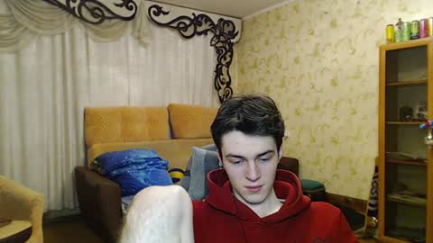 traqqq online show from December 2024 09:28:02 PM