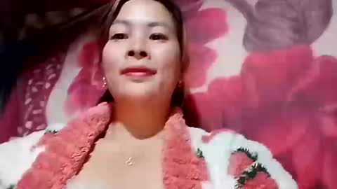 Snapshot of xuxulove00 chatting on December 2025 12:49:02 AM xuxulove00 online show from December 2025 12:49:02 AM