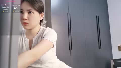 xuyihan online show from February 2026 04:13:01 AM