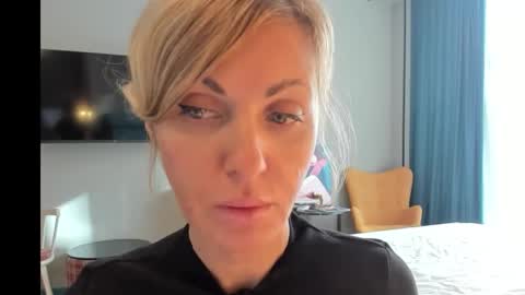 Snapshot of xvaleriax0 chatting on September 2025 01:00:01 PM xvaleriax0 online show from September 2025 01:00:01 PM