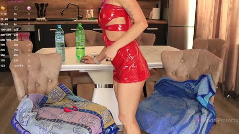 Snapshot of xwithy chatting on November 2025 12:33:02 PM FrancyStepmom and YStepson INTERESTED IN A GIRL-GIRL COLLABORATION TEXT ME HERE or INSTAGRAM online show from November 2025 12:33:02 PM