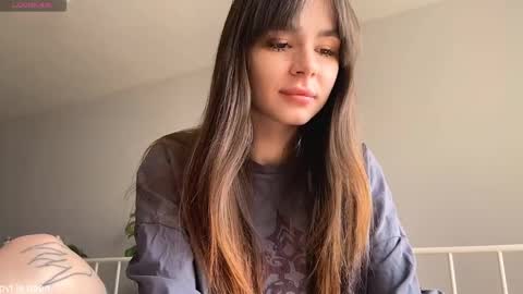 Lily online show from March 2026 09:21:02 AM