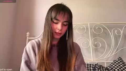 Snapshot of xx_lily chatting on June 2026 11:26:02 AM Lily online show from June 2026 11:26:02 AM