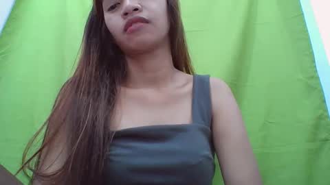 Mariel online show from January 2025 11:27:01 PM