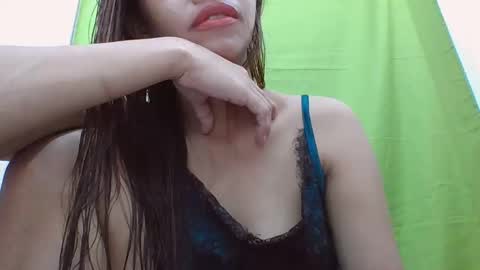 Mariel online show from January 2025 11:33:01 PM