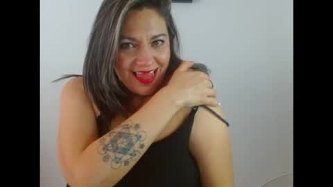 Snapshot of xxantonellaxxx chatting on October 2025 04:27:02 PM antonella online show from October 2025 04:27:02 PM