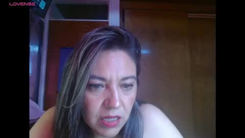 Snapshot of xxantonellaxxx chatting on November 2025 04:33:01 PM antonella online show from November 2025 04:33:01 PM