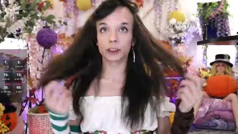 Snapshot of xxhayleemariexx chatting on October 2025 11:05:02 PM Haylee Marie online show from October 2025 11:05:02 PM