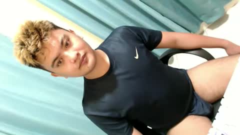 Loyd online show from December 2025 08:29:01 PM