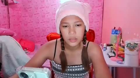 Snapshot of xxhottieprincess chatting on March 2025 02:04:02 PM xxhottieprincess online show from March 2025 02:04:02 PM