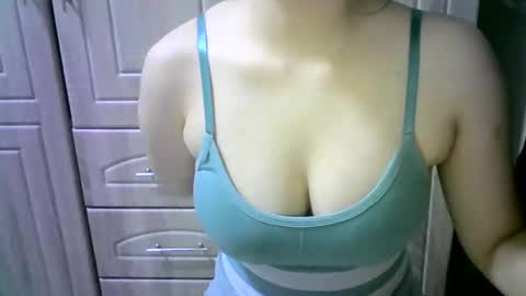 xxjazminexx online show from October 2025 12:05:01 PM