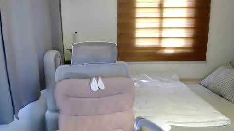 July online show from November 2025 05:57:01 AM