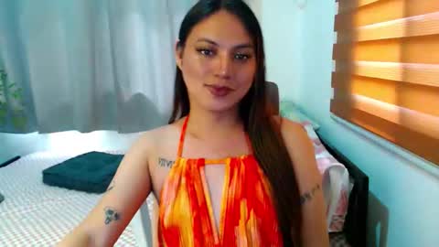 Snapshot of xxjulielovesyouxx chatting on February 2026 01:36:02 AM July online show from February 2026 01:36:02 AM