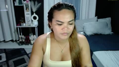 Kylie Smith online show from June 2026 02:03:01 AM