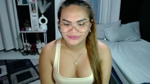 Kylie Smith online show from June 2026 06:35:02 PM