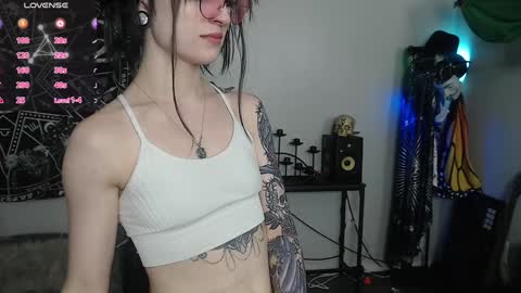 Lilith online show from January 2025 04:57:02 AM