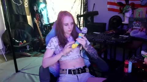 Lilith online show from May 2026 08:59:01 PM