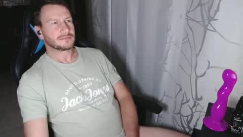 Snapshot of xxmettexx chatting on December 2024 11:23:02 PM xxmettexx online show from December 2024 11:23:02 PM