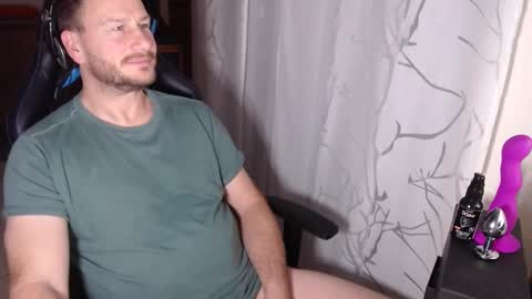 Snapshot of xxmettexx chatting on January 2025 08:50:01 PM xxmettexx online show from January 2025 08:50:01 PM