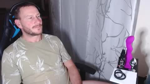 Snapshot of xxmettexx chatting on January 2025 09:44:02 PM xxmettexx online show from January 2025 09:44:02 PM