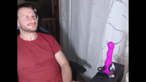 Snapshot of xxmettexx chatting on January 2025 08:43:02 PM xxmettexx online show from January 2025 08:43:02 PM