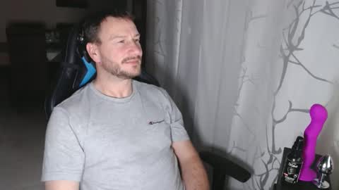 Snapshot of xxmettexx chatting on February 2025 09:34:02 PM xxmettexx online show from February 2025 09:34:02 PM