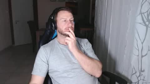 Snapshot of xxmettexx chatting on February 2025 09:05:02 PM xxmettexx online show from February 2025 09:05:02 PM