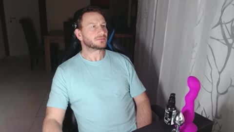 Snapshot of xxmettexx chatting on March 2025 01:04:02 AM xxmettexx online show from March 2025 01:04:02 AM