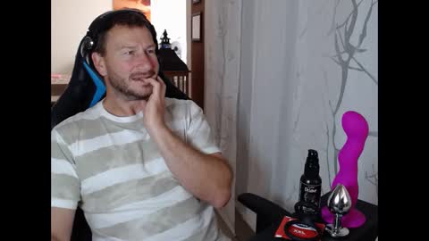 Snapshot of xxmettexx chatting on September 2025 07:41:01 AM xxmettexx online show from September 2025 07:41:01 AM