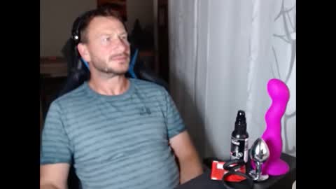 Snapshot of xxmettexx chatting on September 2025 08:30:01 PM xxmettexx online show from September 2025 08:30:01 PM