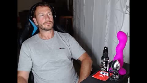 Snapshot of xxmettexx chatting on September 2025 07:59:01 PM xxmettexx online show from September 2025 07:59:01 PM