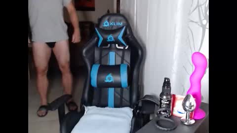 Snapshot of xxmettexx chatting on September 2025 07:28:01 PM xxmettexx online show from September 2025 07:28:01 PM